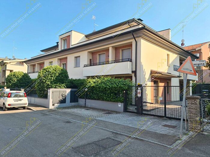 Casa con 5 locali in affitto in Via Claudio Tolomeo, Villaggio Giardino, Modena