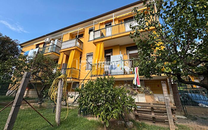 Appartamento bilocale in vendita in Viale Silvio Amico, Loano