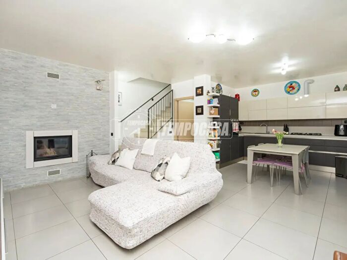 Appartamento quadrilocale in vendita in Cassina De Pecchi