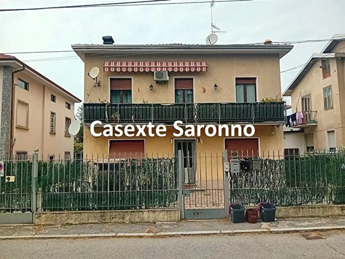 Appartamento quadrilocale in vendita in Via Adige, Cassano Magnago