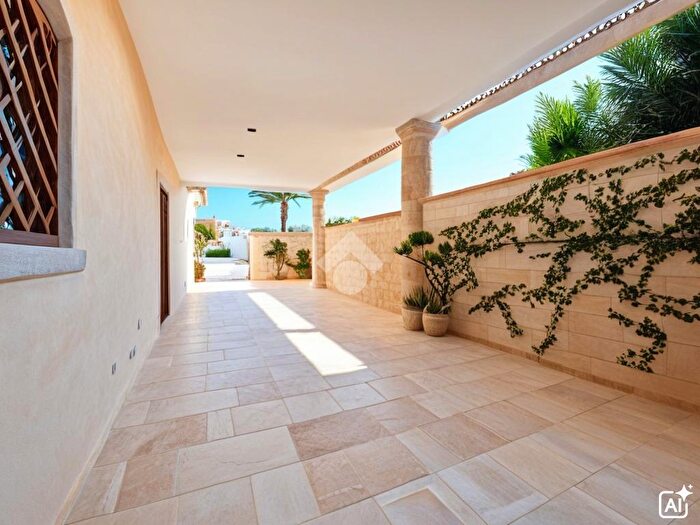 Casa trilocale in vendita in Strada della Contessa Lanfranchi, Maruggio