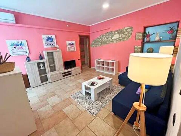 Appartamento bilocale in affitto in Piazza San Benedetto, San Benedetto, Cagliari