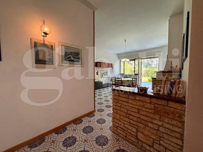 Casa con 5 locali in vendita in Via Santa Caterina, Nardo