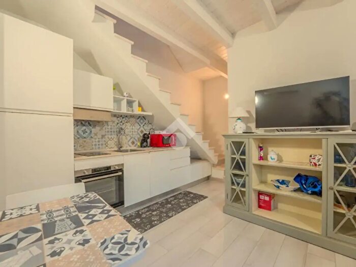 Casa bilocale in vendita in Via Nuova, Olbia