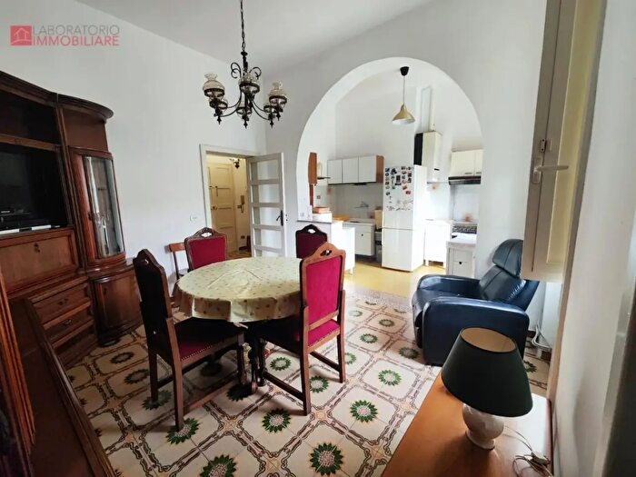 Appartamento trilocale in affitto in Lecce