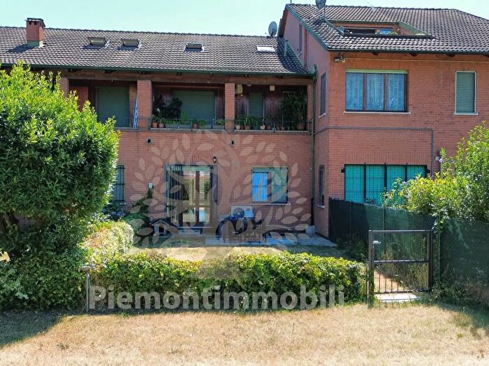 Appartamento con 5 locali in vendita in Via Giovanni Gino, Sangano