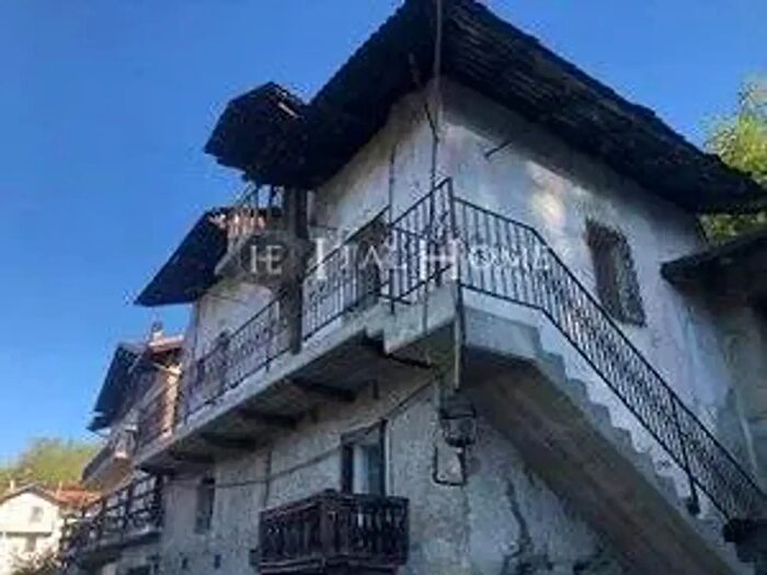 Casa con 5 locali in vendita in Frazione Vignil, Quart