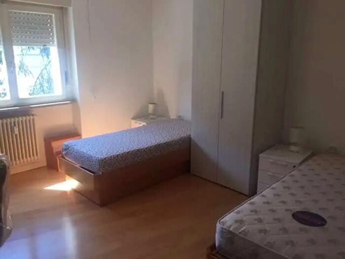 Appartamento con 5 locali in affitto in Via Grazioli, Trento