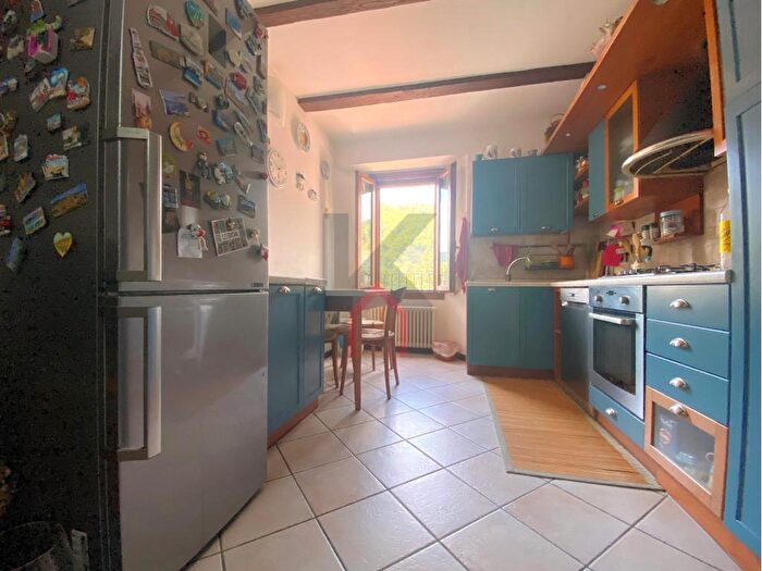 Appartamento trilocale in vendita in Via Giacomo Matteotti, Dovadola