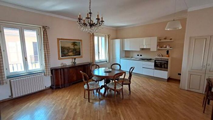 Appartamento trilocale in vendita in Piazza Duomo, Voghera