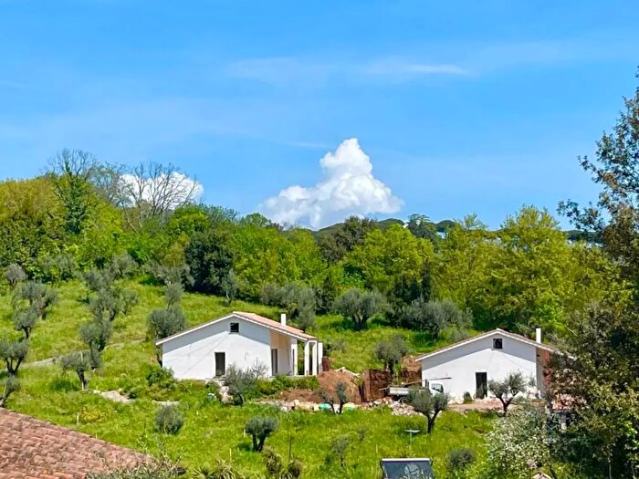 Casa trilocale in vendita in Via Fonte del Gatto, Manziana