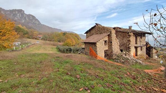 Casa bilocale in vendita in Via ai Monti, Envie