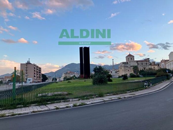 Appartamento quadrilocale in affitto in Via Leonardo Cacioppo, Palermo