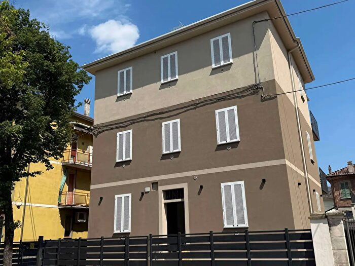Appartamento quadrilocale in vendita in Piacenza