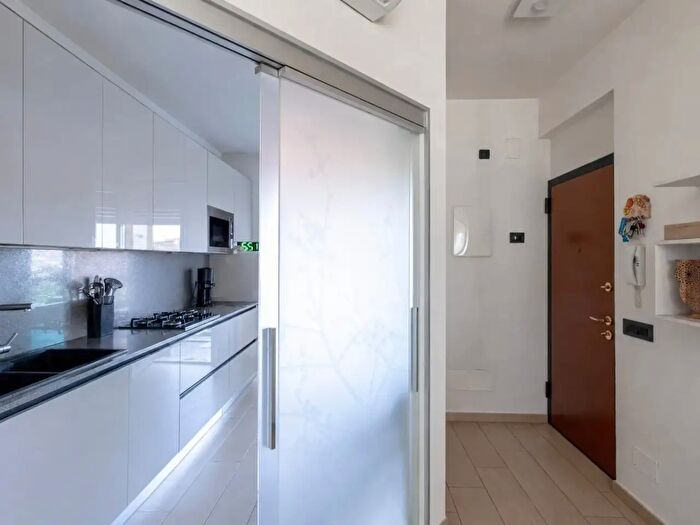 Appartamento con 5 locali in vendita in Bologna