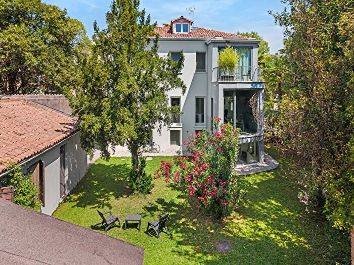 Casa con 10 locali in vendita in Via Pasquali Paoli, Padova