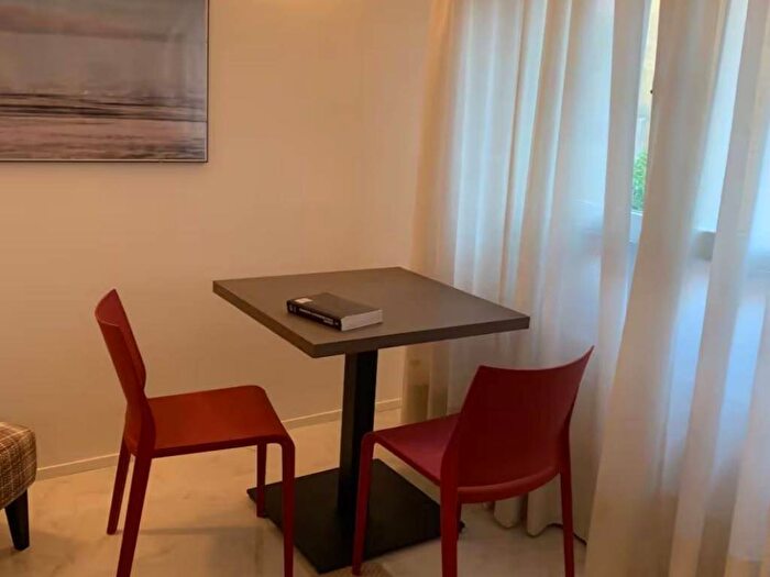 Appartamento monolocale in affitto in Viale Papiniano, Dezza, Milano