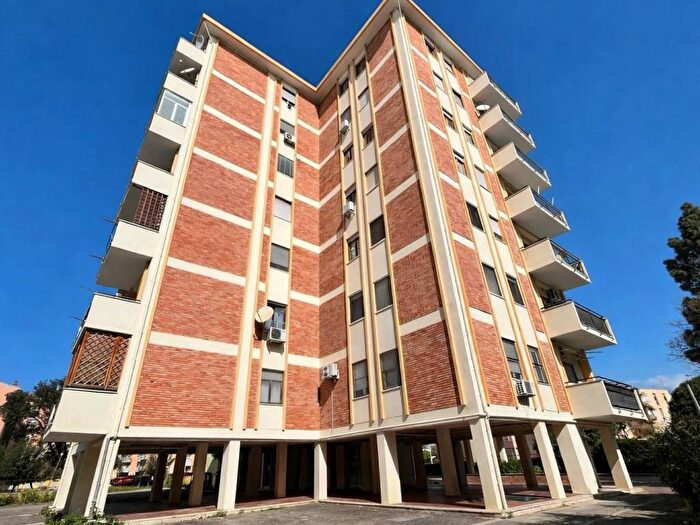 Appartamento quadrilocale in affitto in Via Pertusola, Is Mirrionis, Cagliari