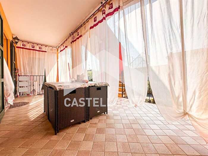 Appartamento trilocale in vendita in Via Vaccarolo, Desenzano Del Garda