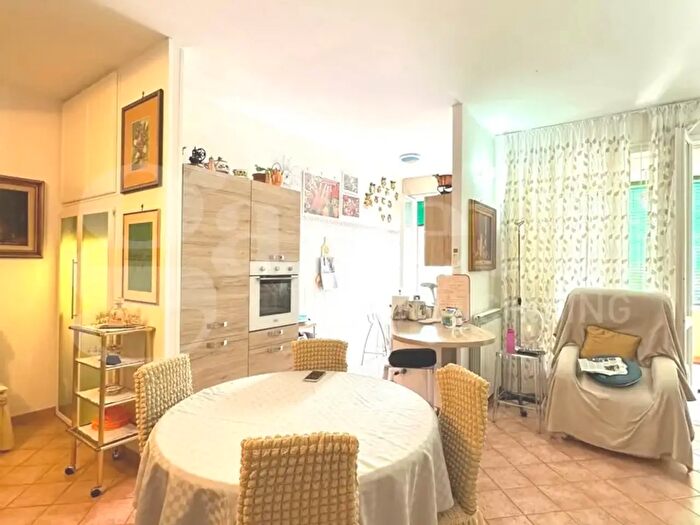Appartamento con 6 locali in vendita in Siena