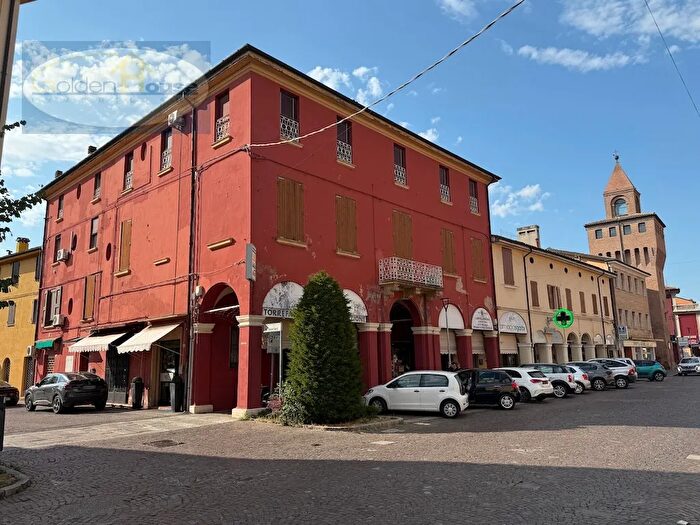 Appartamento quadrilocale in vendita in Corso Giuseppe Mazzini, Molinella