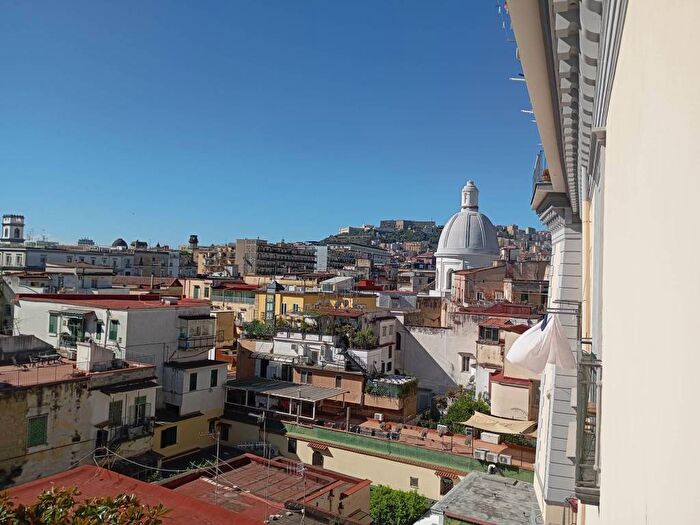 Appartamento quadrilocale in affitto in Salita Sant'Elia, Sanità, Napoli