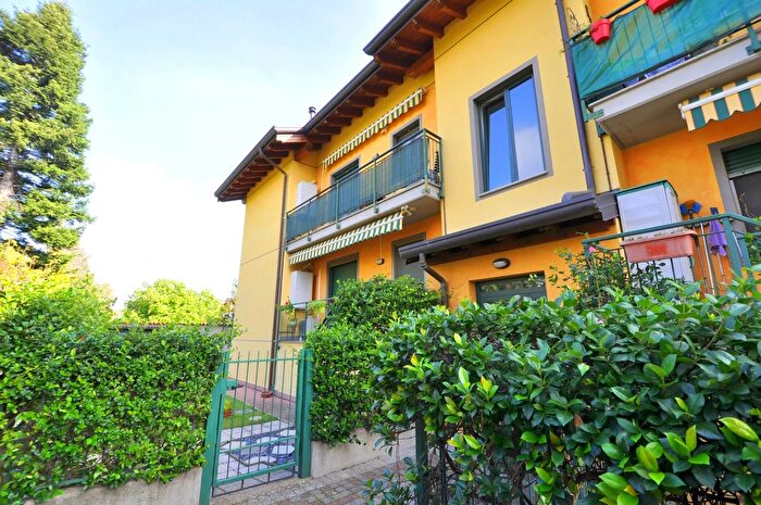 Appartamento trilocale in vendita in Arconate