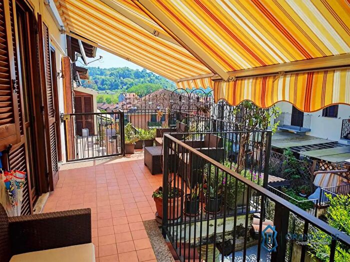 Casa con 5 locali in vendita in Via Asilo, Casalborgone