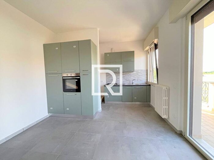 Appartamento con 5 locali in affitto in Centro, Forlimpopoli