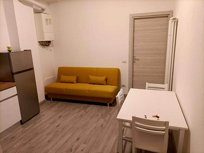 Appartamento monolocale in affitto in Strada della Repubblica, Centro Storico, Parma