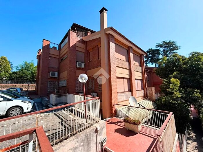 Appartamento monolocale in vendita in Via Ernesto Basile, Roma