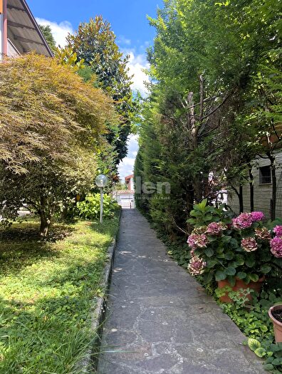 Casa con 5 locali in vendita in Via Perugino, Castelfranco Emilia