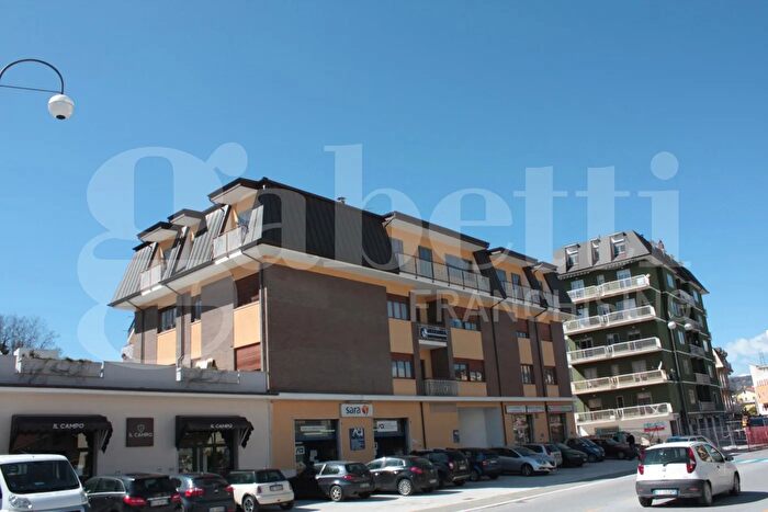 Appartamento quadrilocale in vendita in Viale di Pentri, Isernia