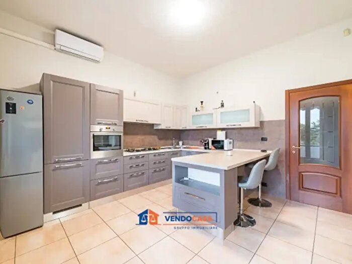 Appartamento trilocale in vendita in Viale E Marone, Santa Vittoria D'Alba