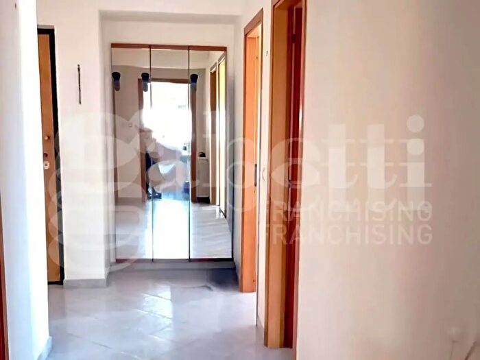 Appartamento quadrilocale in vendita in Via Gabella, Messina