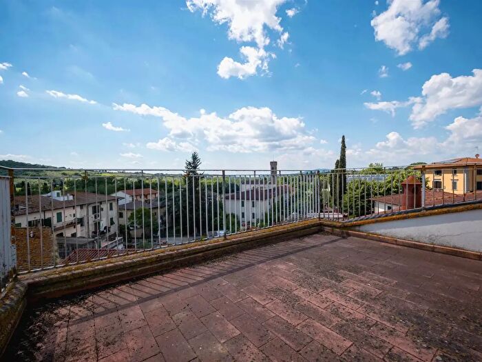 Appartamento con 6 locali in vendita in Via Antonio Meucci, San Casciano In Val Di Pesa
