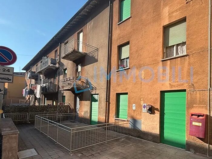 Appartamento quadrilocale in affitto in Via Partigiani, Lecco