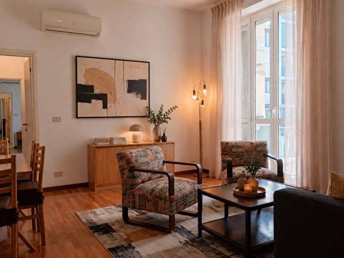 Appartamento bilocale in affitto in via Pinamonte da Vimercate, Moscova, Milano