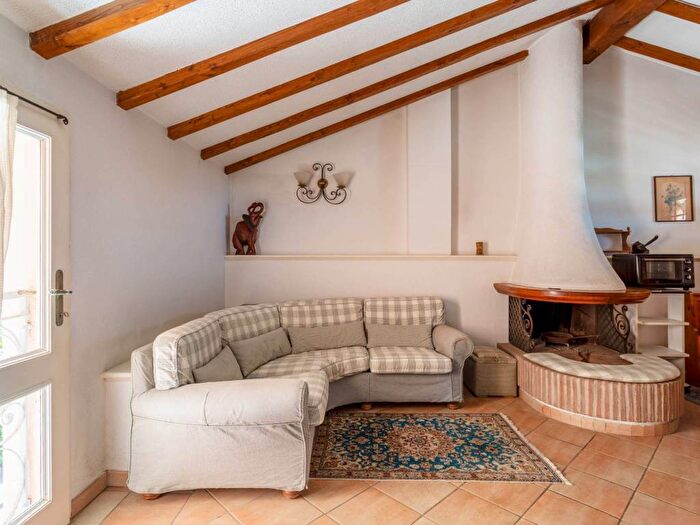 Casa trilocale in affitto in Via Camillo Benso di Cavour, Centro, Forte dei Marmi