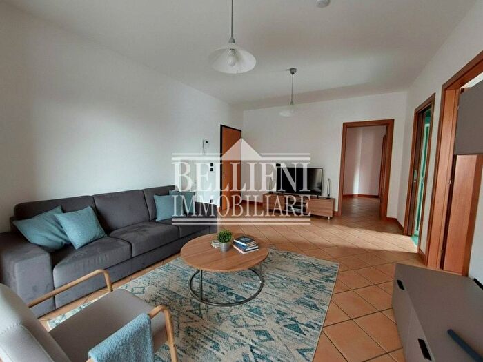 Appartamento trilocale in affitto in Via Luino, San Bortolo, Vicenza