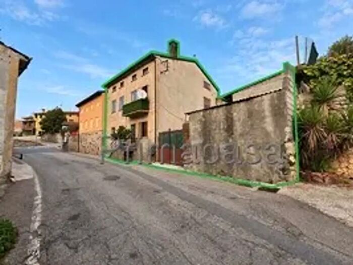 Casa quadrilocale in vendita in Via, Monteforte D'Alpone