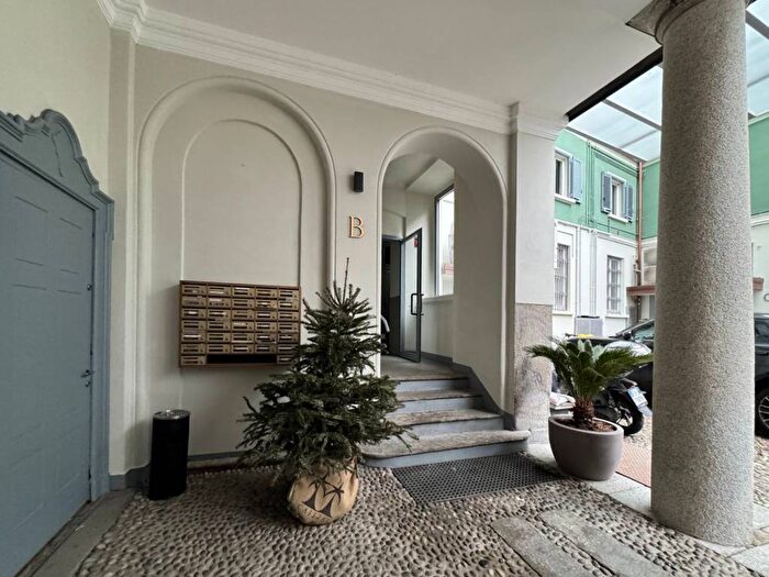 Appartamento quadrilocale in affitto in Viale Premuda, Piave Tricolore, Milano