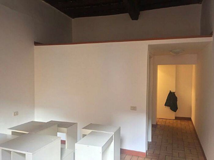 Appartamento trilocale in affitto in Borgo Pio, Borgo, Roma
