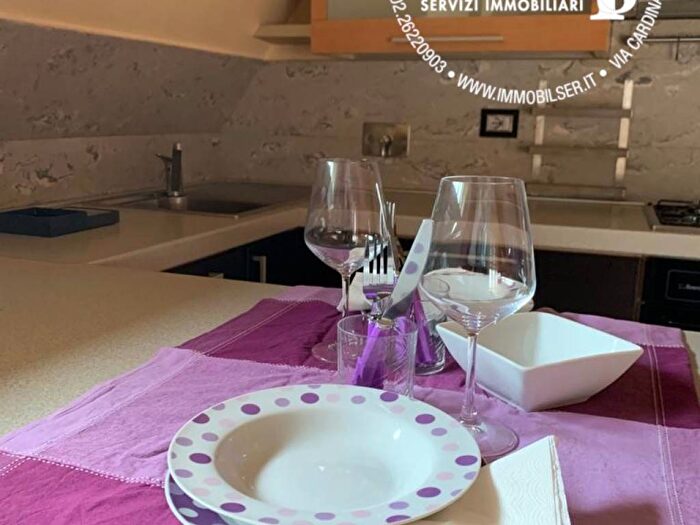 Appartamento bilocale in affitto in Via Aprile, Centro, Pero