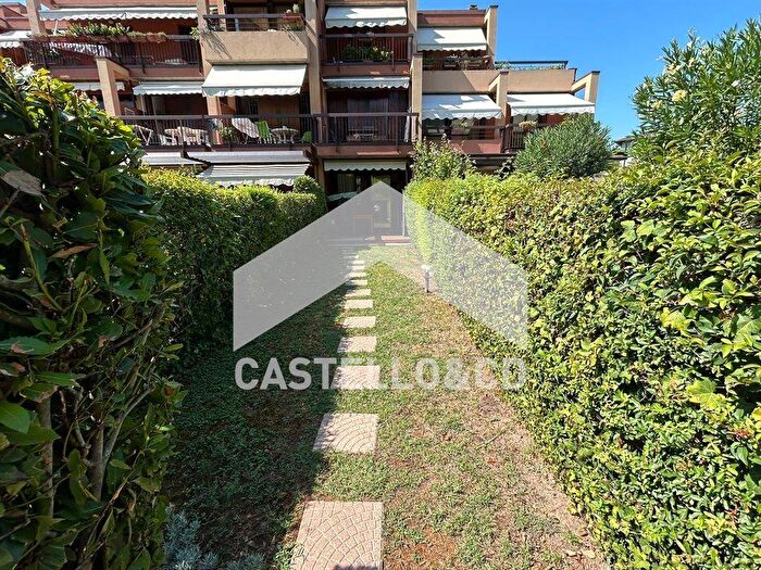 Appartamento bilocale in affitto in via Papa giovanni, Rivoltella, Desenzano del Garda