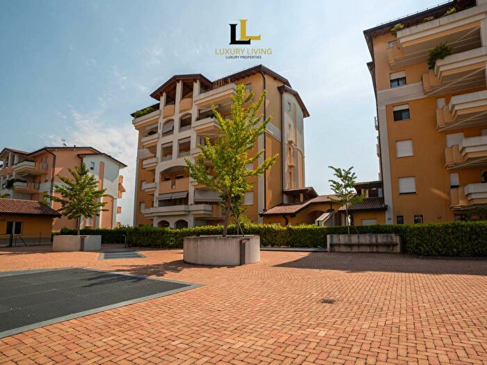 Appartamento trilocale in affitto in Eurosia Santa Margherita, Parma