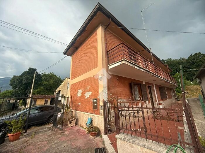 Casa con 5 locali in vendita in Via San Marciano, Sora