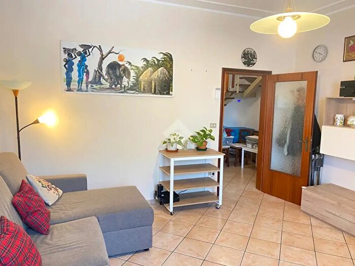 Casa quadrilocale in vendita in Via Masi, Ferrara