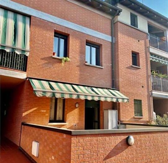 Casa con 6 locali in vendita in Via Benjamin Frankli, Reggio Emilia