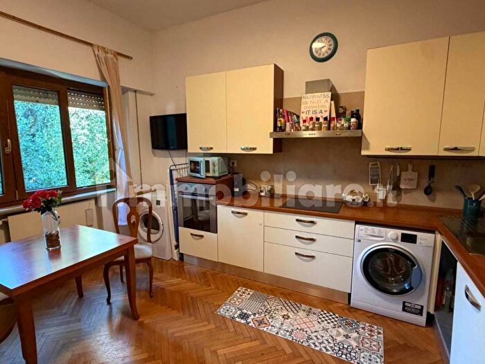 Appartamento trilocale in affitto in Via Nera, Africano Villa Chigi, Roma